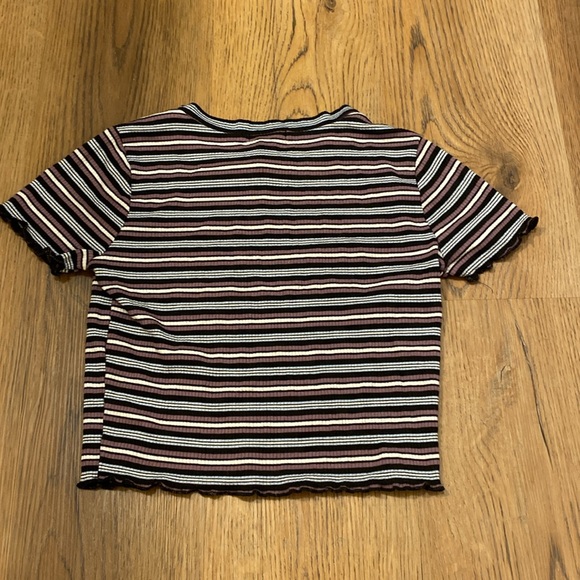 3 for $15! Crop Top - Picture 3 of 3